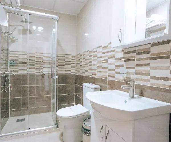 ホテル Austrian Palace スコピエ